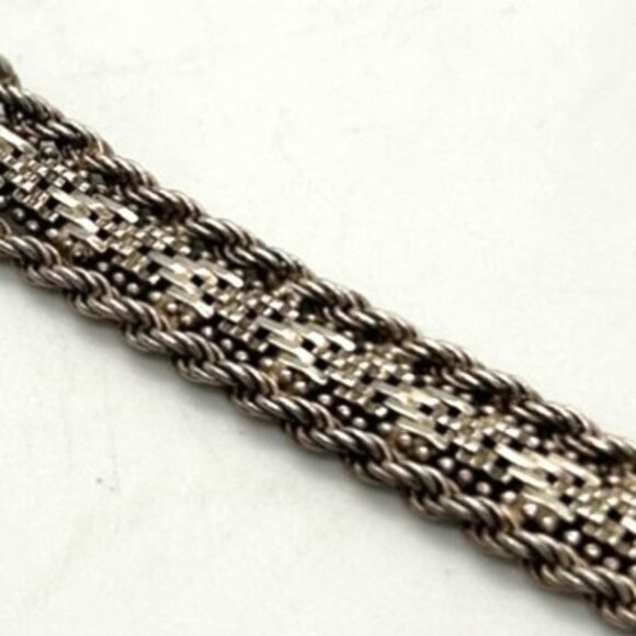 Sterling Silver Woven Bracelet 7.5 in. 18.67 Grams Lobster Clasp Made In Italy - Picture 12 of 14